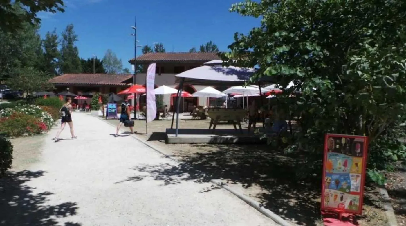 אתר קמפינג Nailloux Chalet 3 Etoiles - Piscine - Ccaaaef צרפת